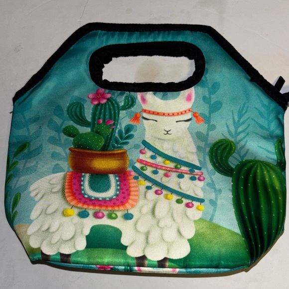 Source Unknown Handbags - NAANLE LLAMA AND CACTUS INSULATED LUNCH BAG ZIPPER CLOSURE EXCELLENT CONDITION